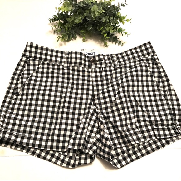 Old Navy Pants - 5 For $15 Old Navy Gingham Plaid Shorts